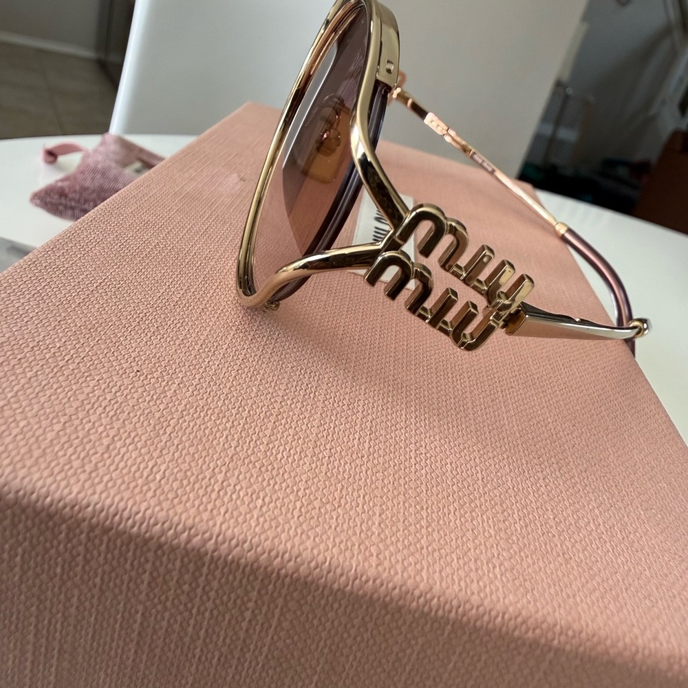 NWOT Miu Miu Logo Sunglasses - Picture 13 of 14